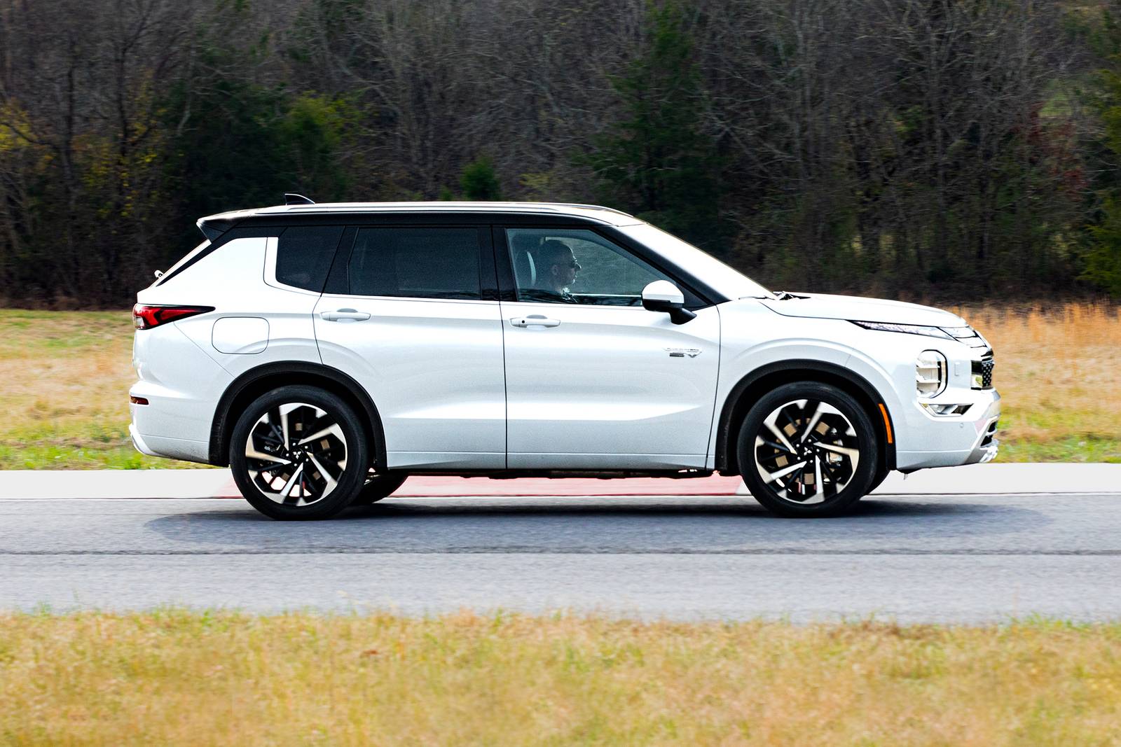 2025 Mitsubishi Outlander performance
