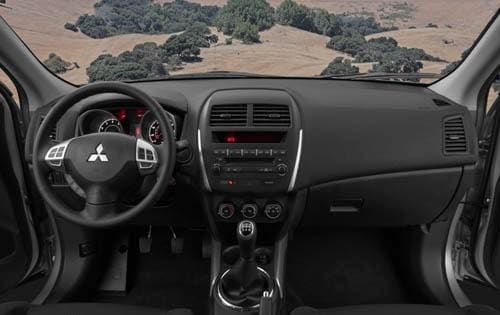 2011 Mitsubishi Outlander interior I