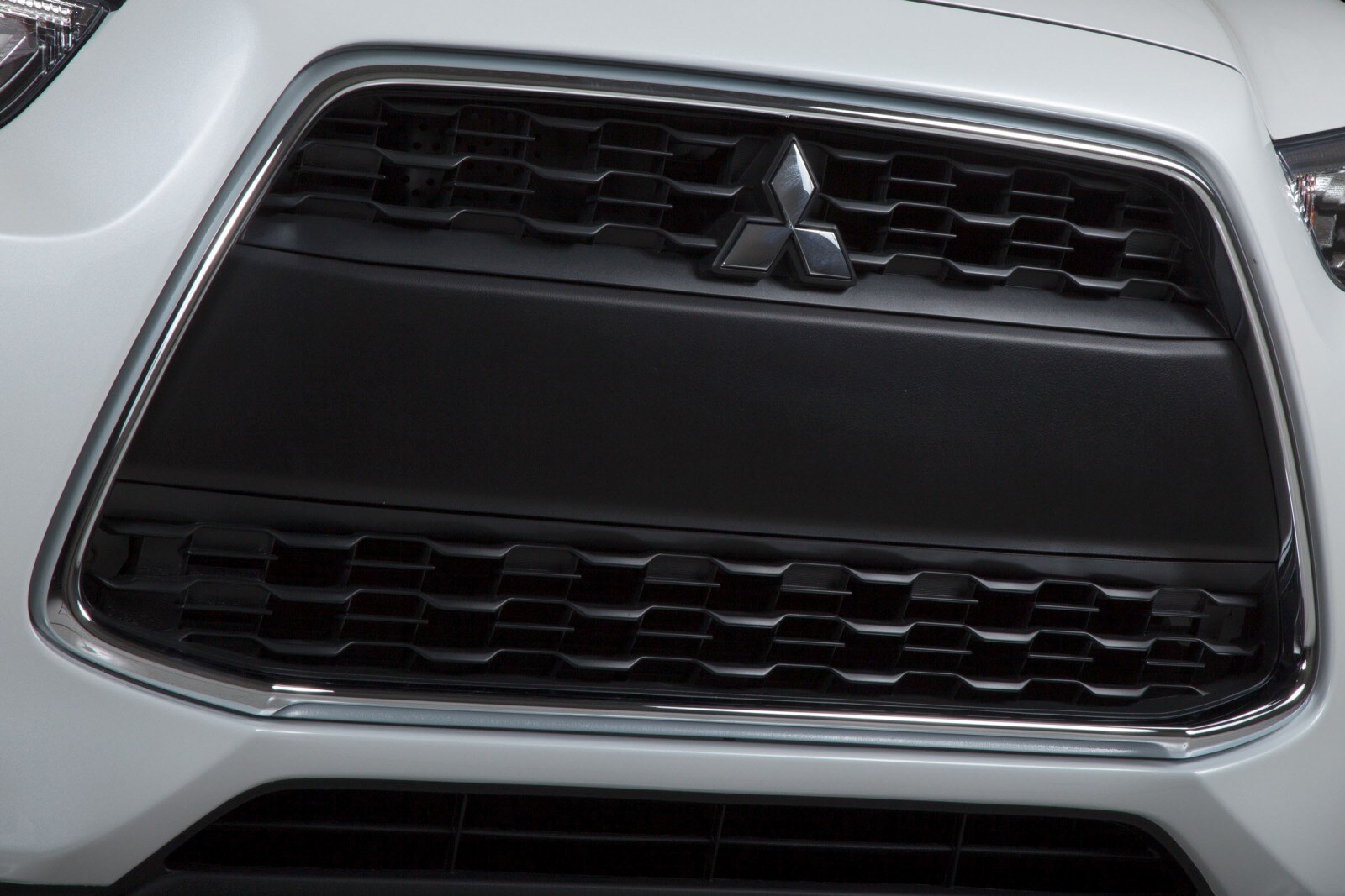 2013 Mitsubishi Outlander exterior FBDG