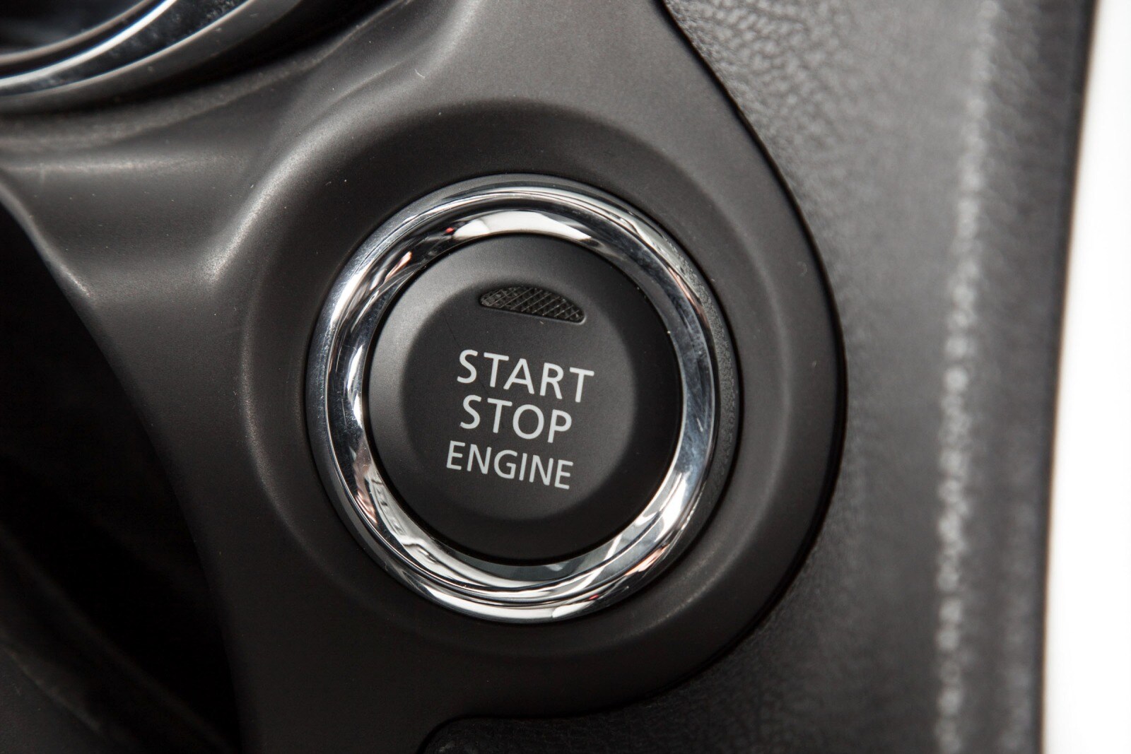 2013 Mitsubishi Outlander interior DETAIL