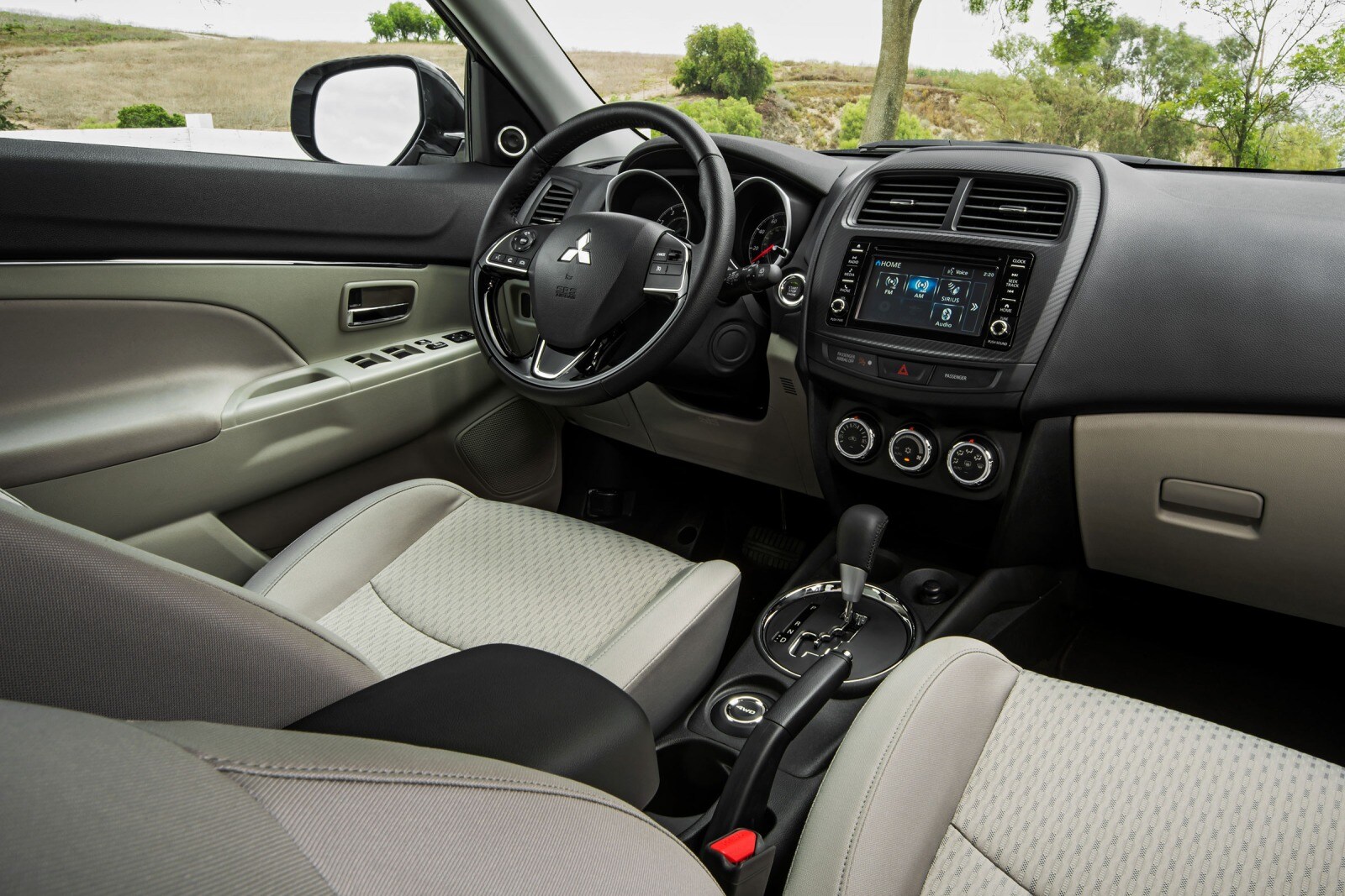 2016 Mitsubishi Outlander interior I
