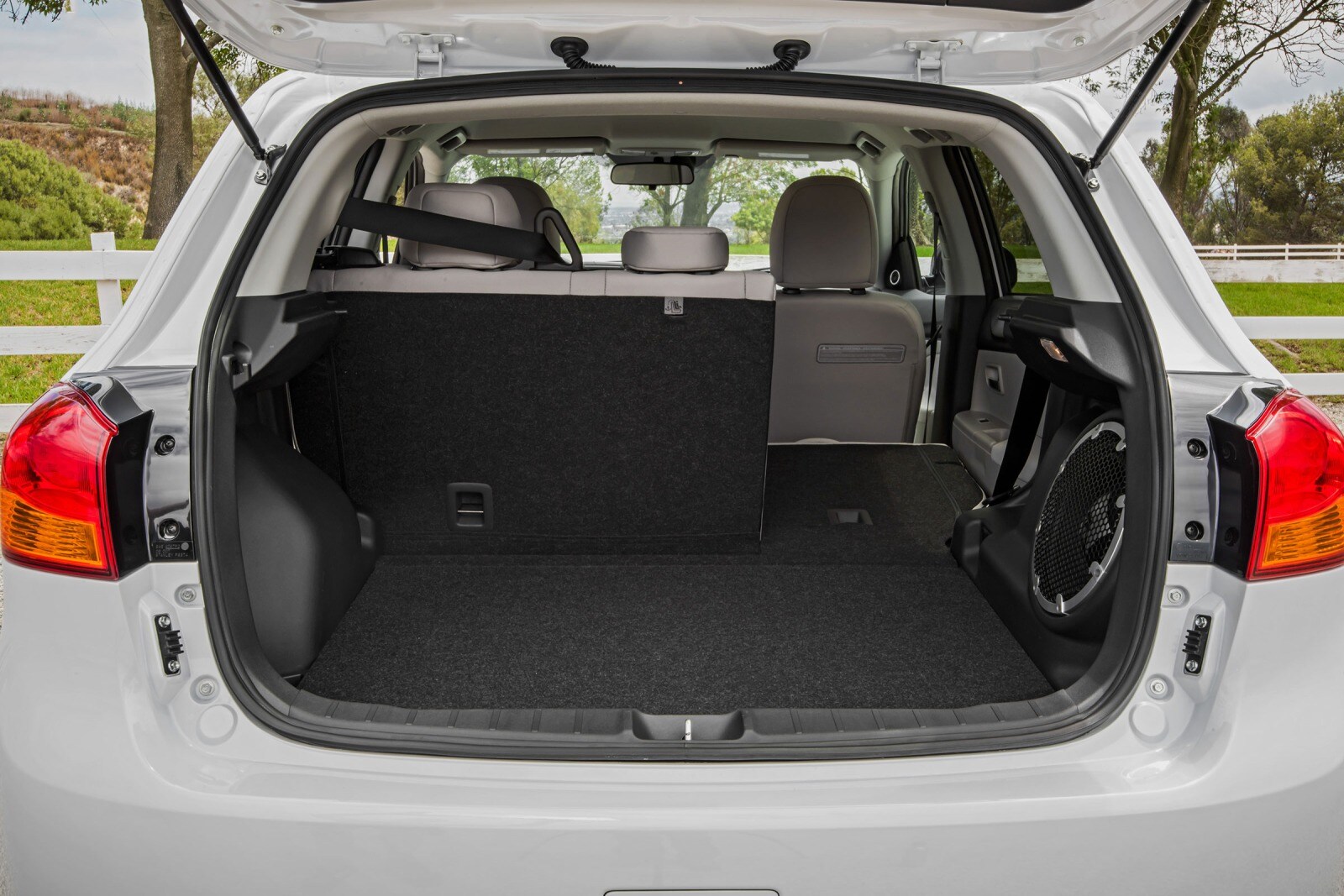 2016 Mitsubishi Outlander interior I