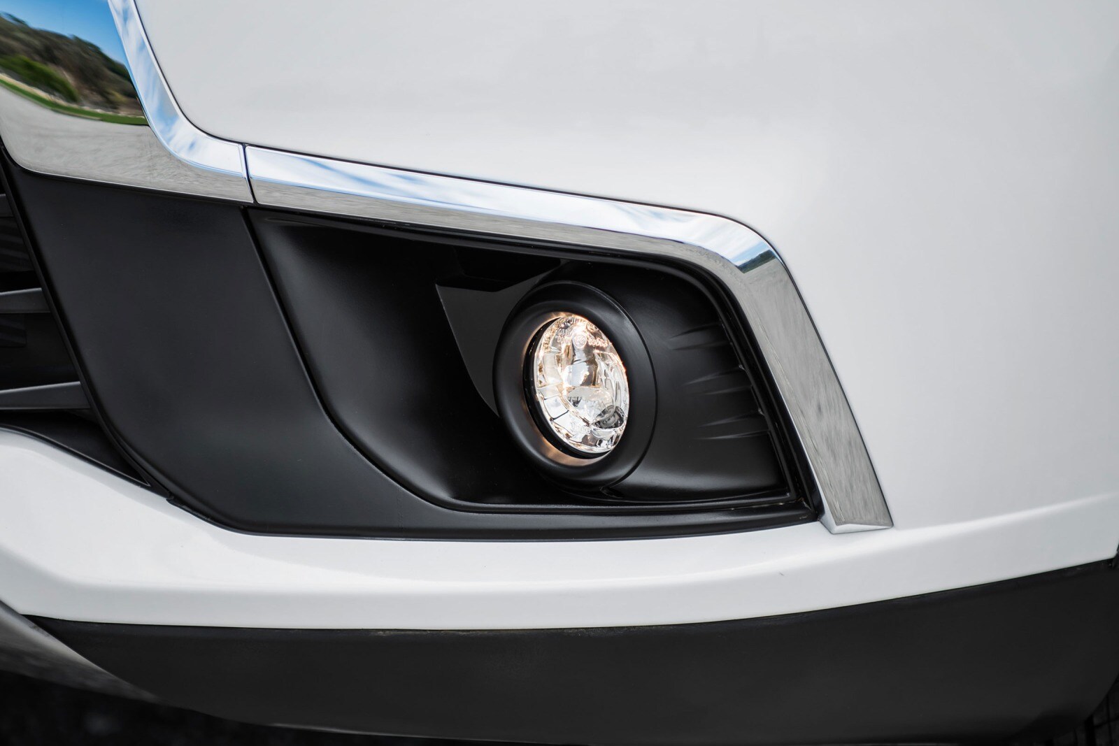 2016 Mitsubishi Outlander exterior FOG