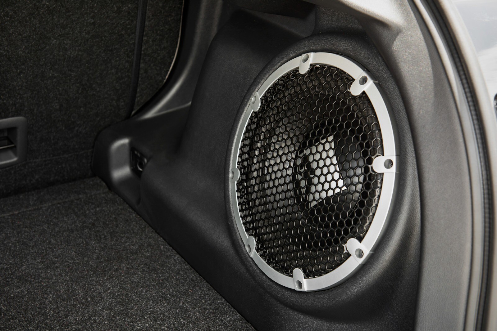 2017 Mitsubishi Outlander interior DETAIL