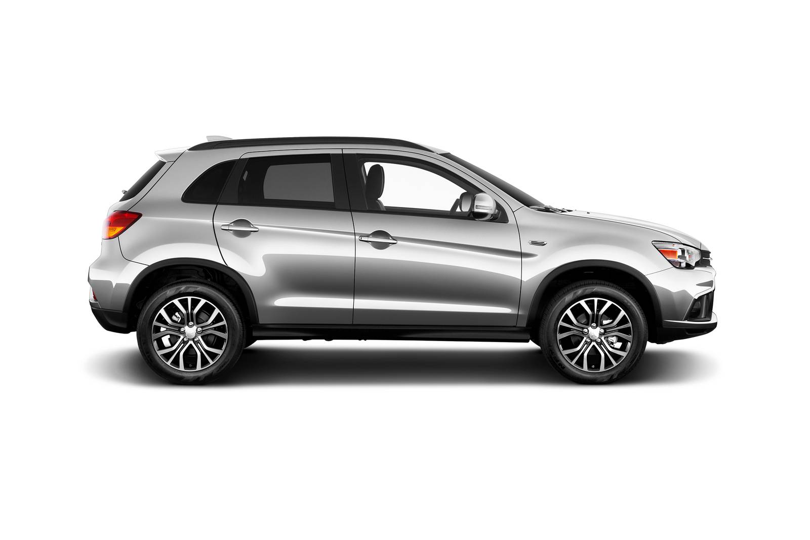 2019 Mitsubishi Outlander exterior S
