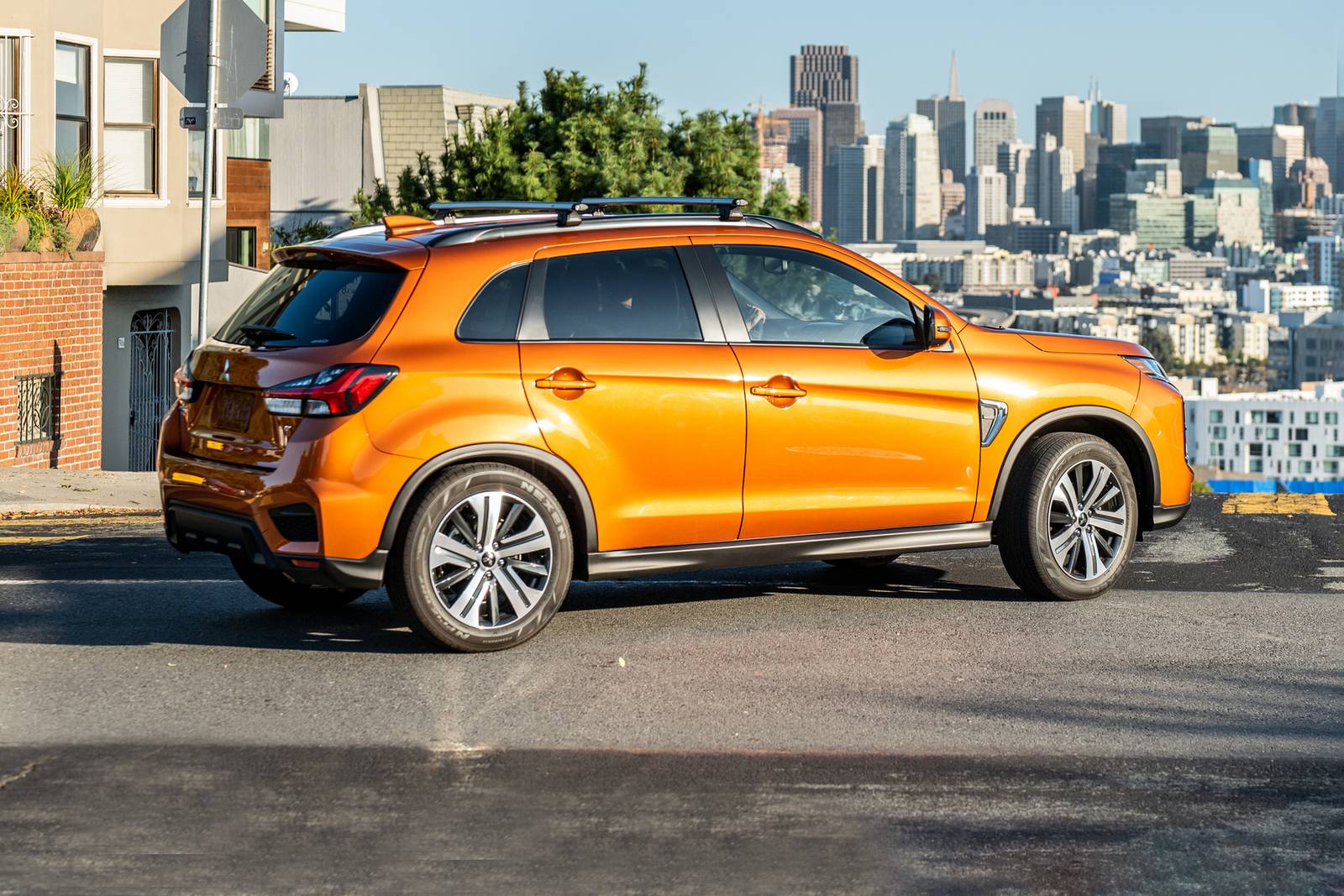 2021 Mitsubishi Outlander Sport exterior F