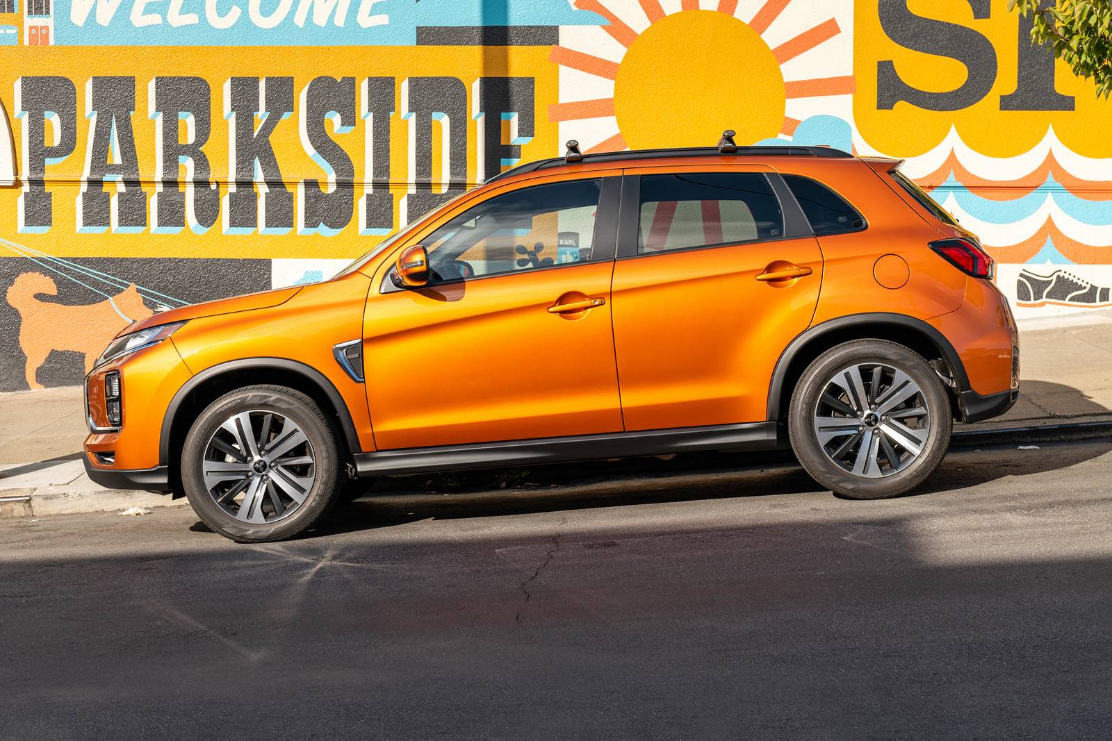 2025 Mitsubishi Outlander exterior S