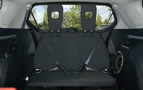 2007 Mitsubishi Outlander interior DETAIL