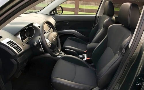 2008 Mitsubishi Outlander interior I
