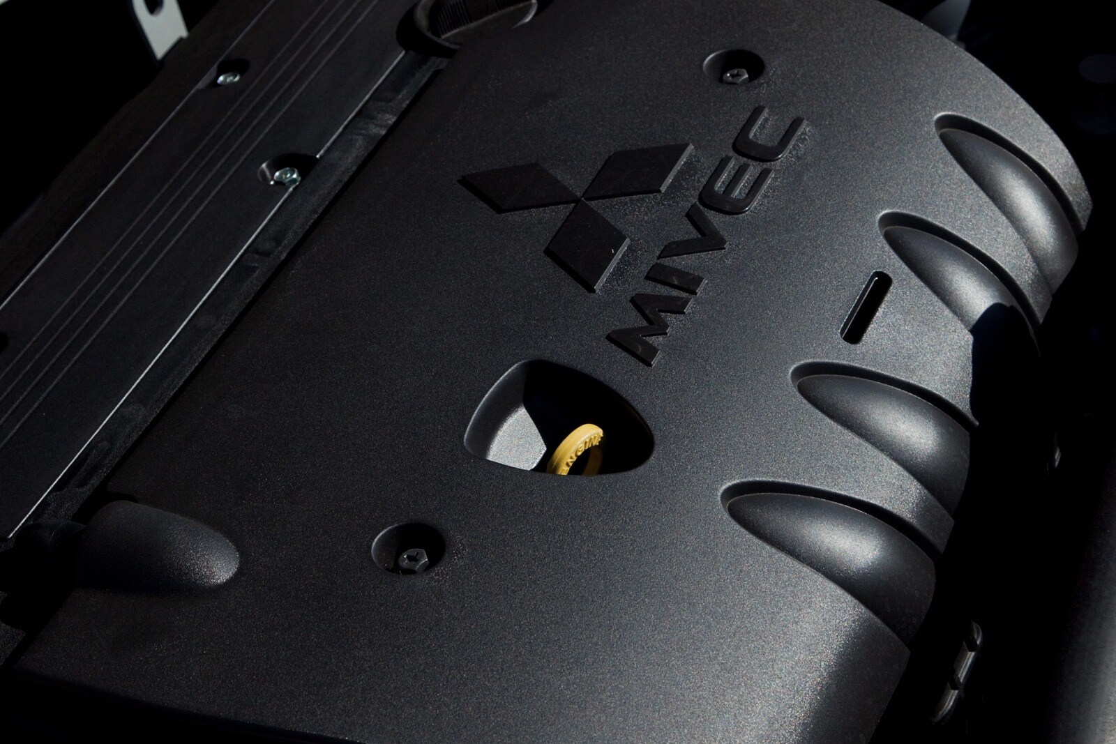 2010 Mitsubishi Outlander exterior E