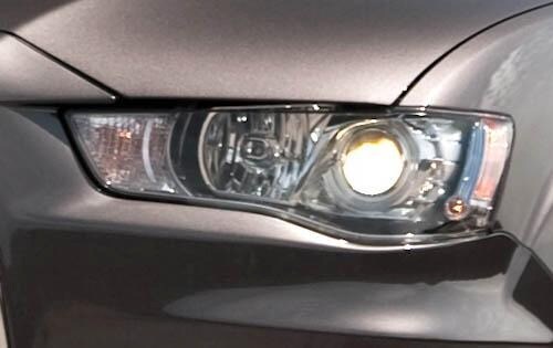 2011 Mitsubishi Outlander exterior EDETAIL