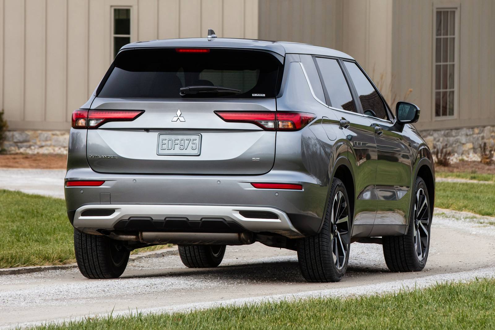 2023 Mitsubishi Outlander