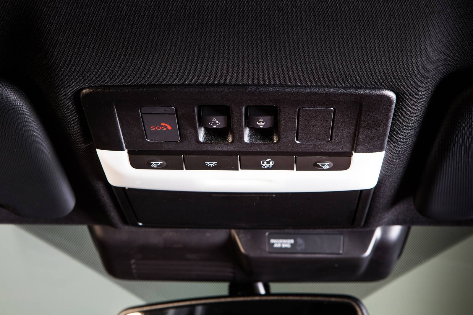 2023 Mitsubishi Outlander interior DETAIL