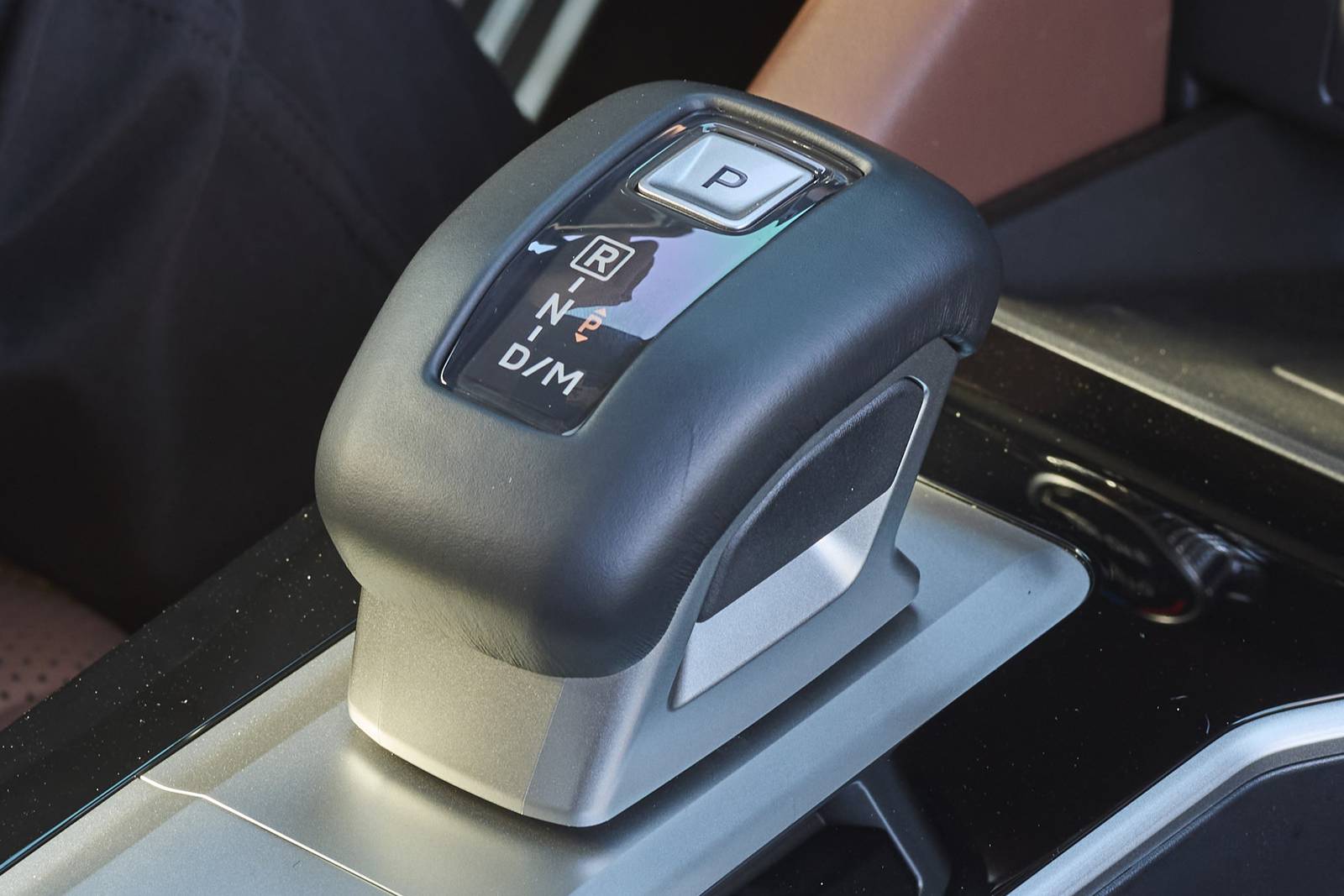 2025 Mitsubishi Outlander interior SHF