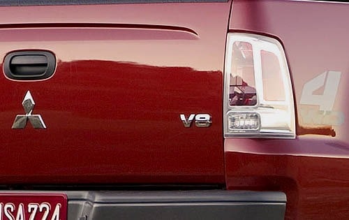 2006 Mitsubishi Raider exterior FBDG