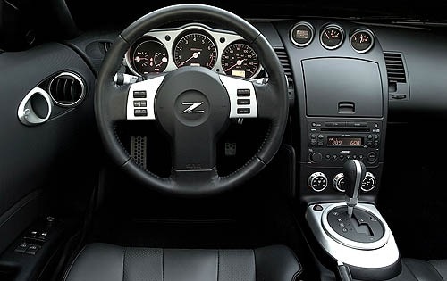 2006 Nissan 350Z interior D