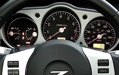 2006 Nissan 350Z interior CC