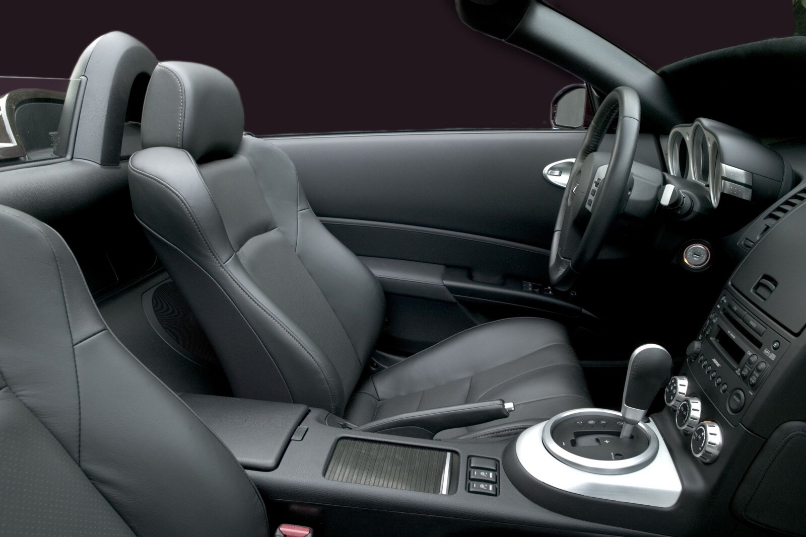 2007 Nissan 350z interior I