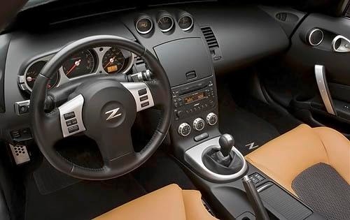 2008 Nissan 350Z interior D