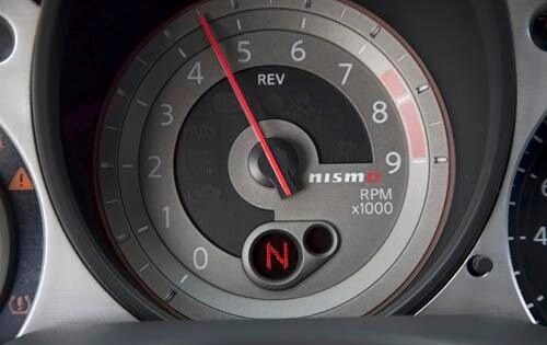 2009 Nissan 370z interior G