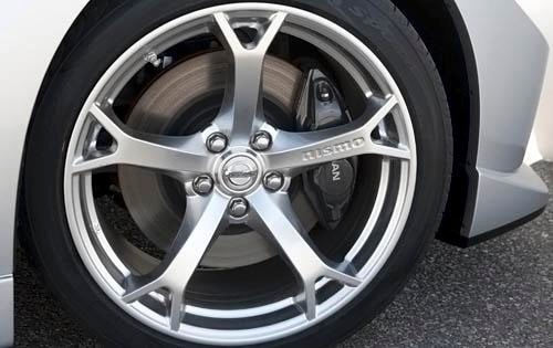 2009 Nissan 370z exterior W