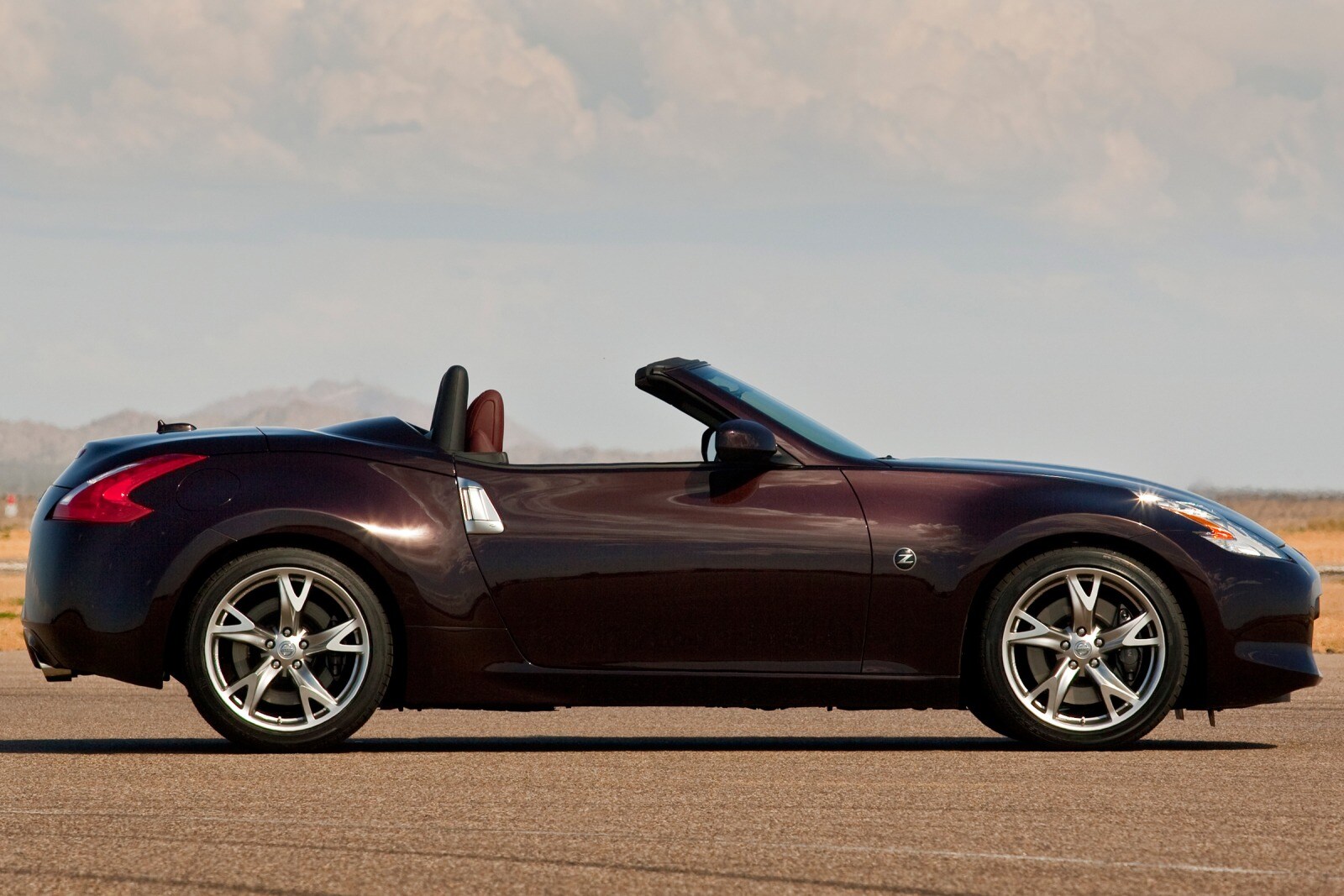 2010 Nissan 370z exterior FQ
