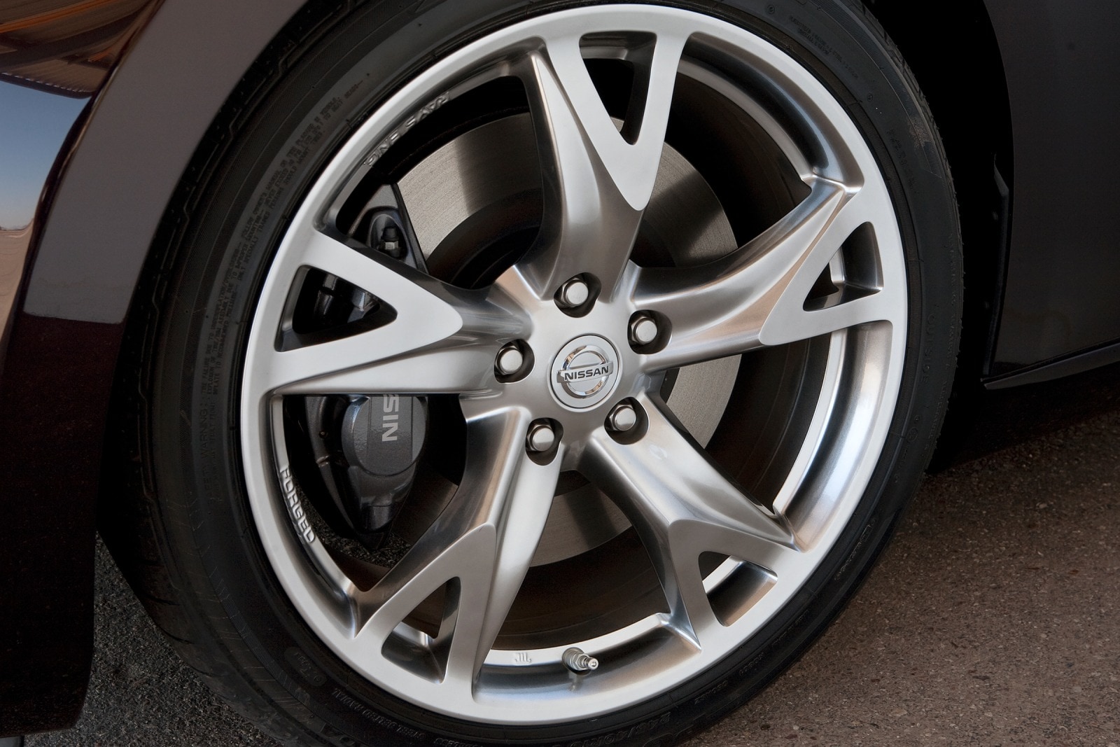 2010 Nissan 370z exterior W