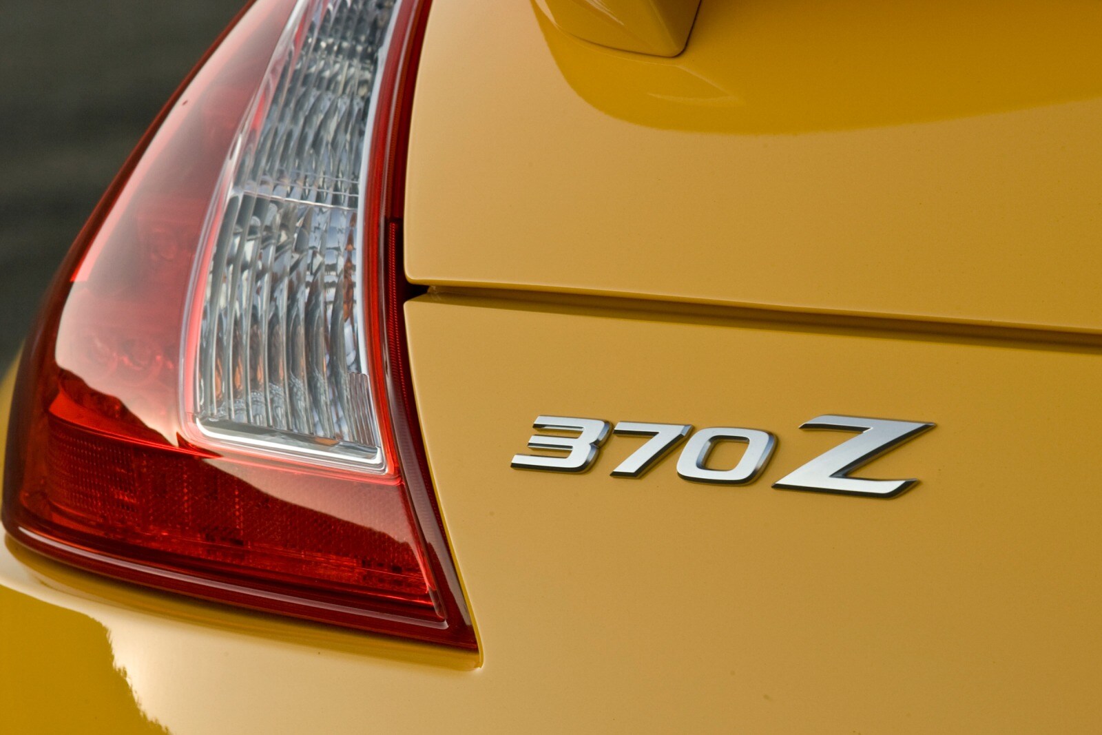 2010 Nissan 370z exterior RBDG