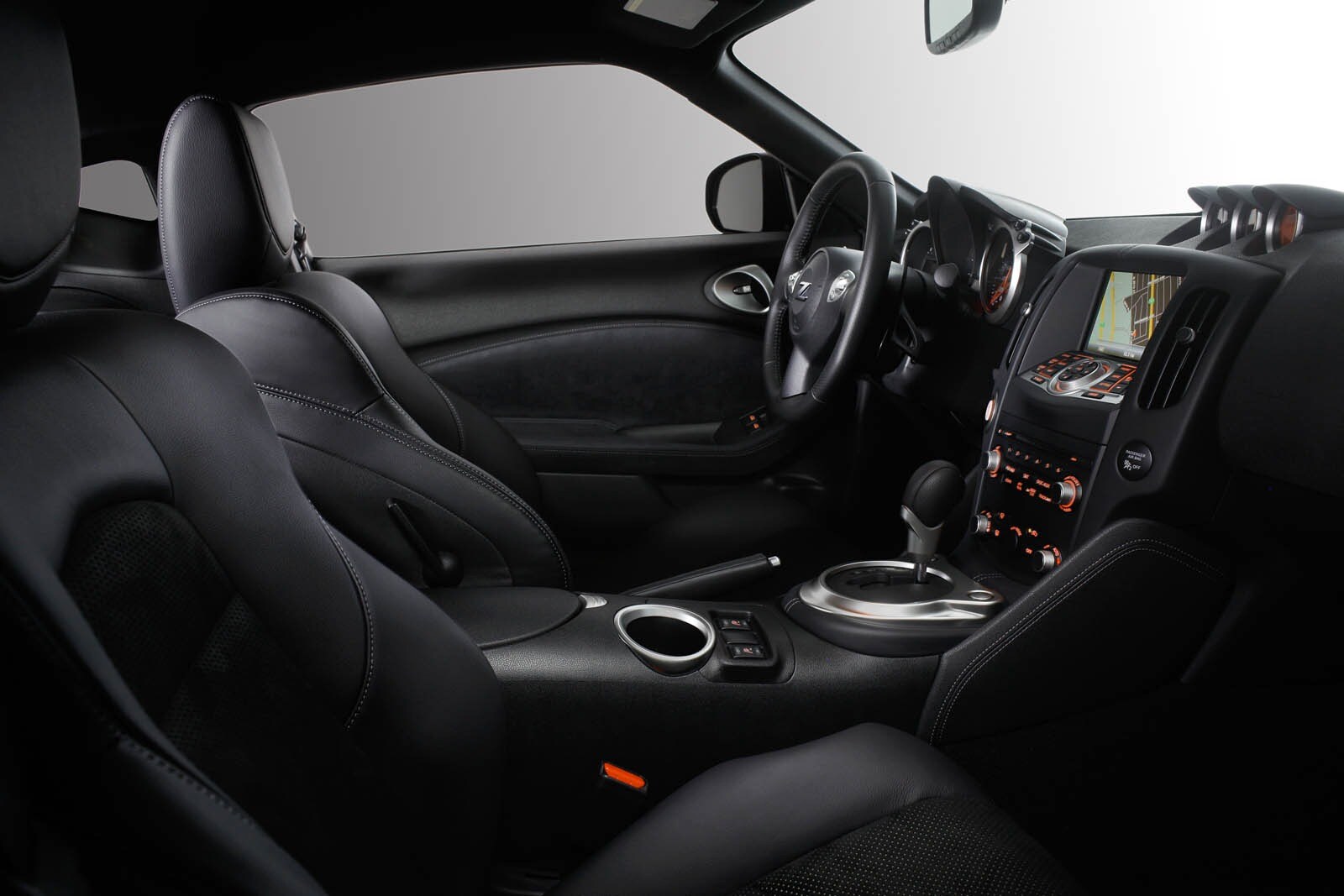 2013 Nissan 370Z interior I