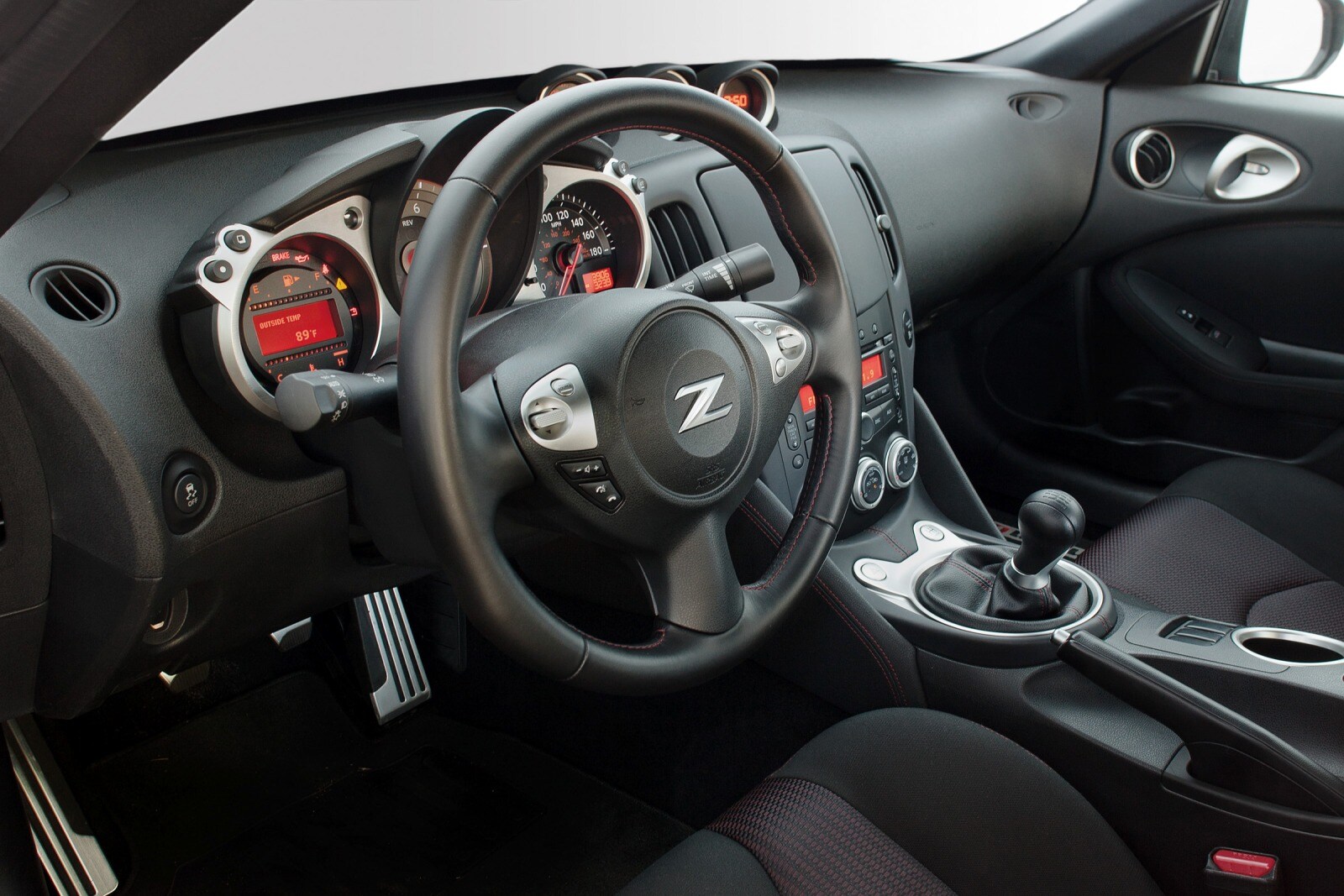 2014 Nissan 370Z front safety I