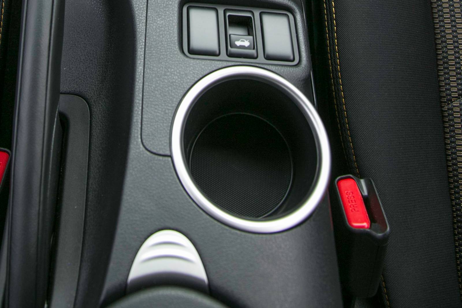 2018 Nissan 370Z front safety CUP