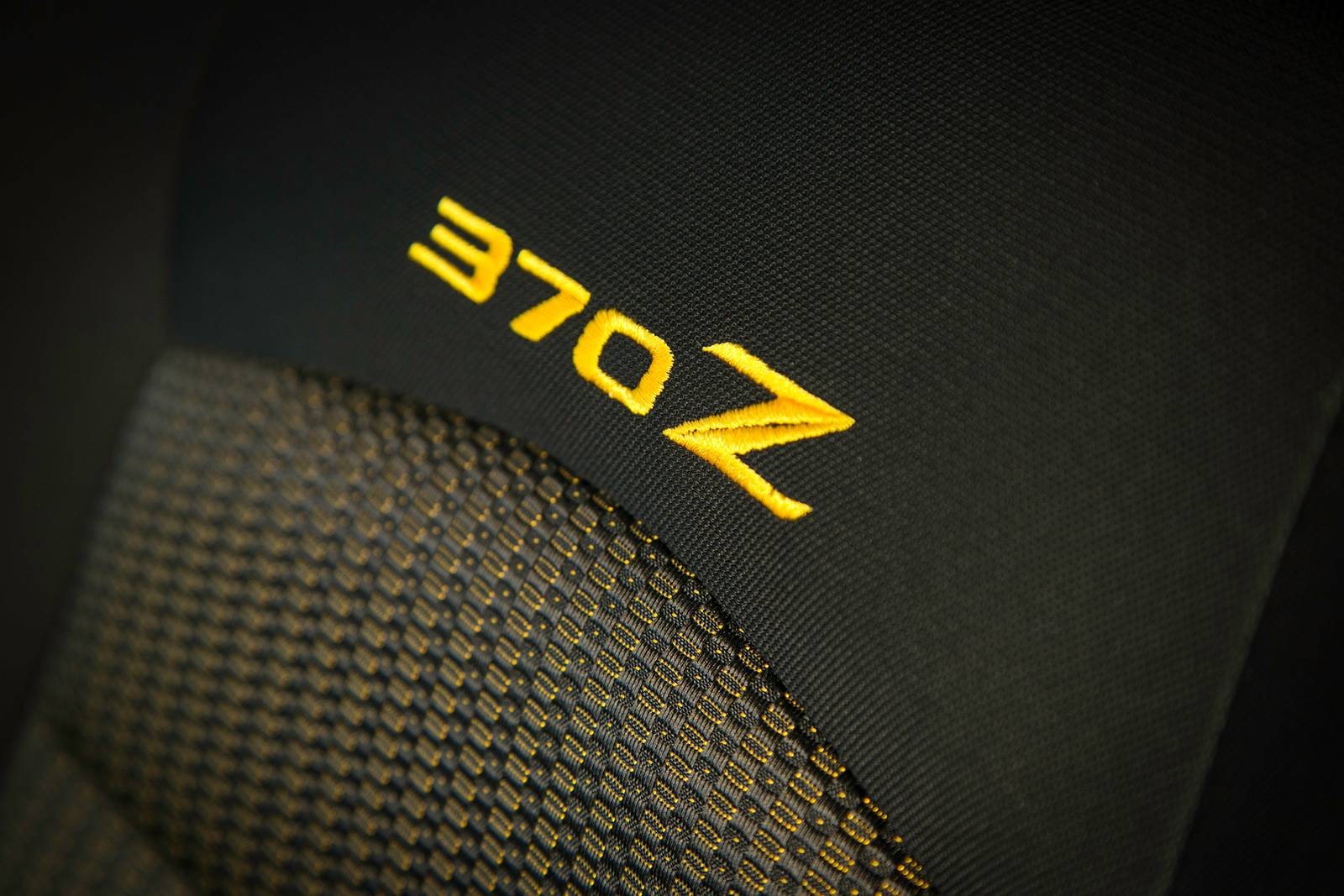 2018 Nissan 370z interior DETAIL