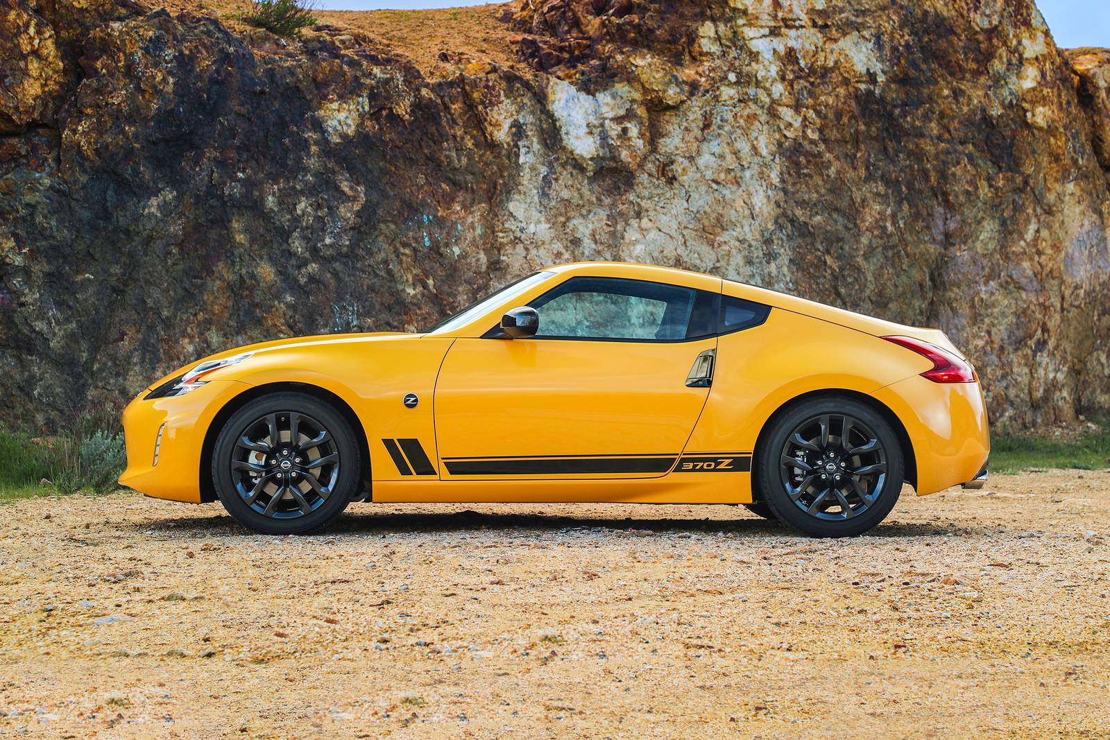 2018 Nissan 370z performance