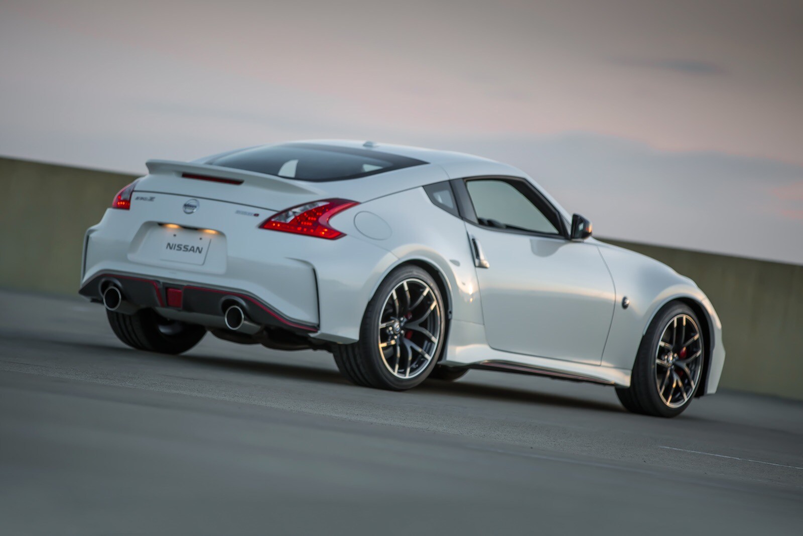 2018 Nissan 370z exterior FQ