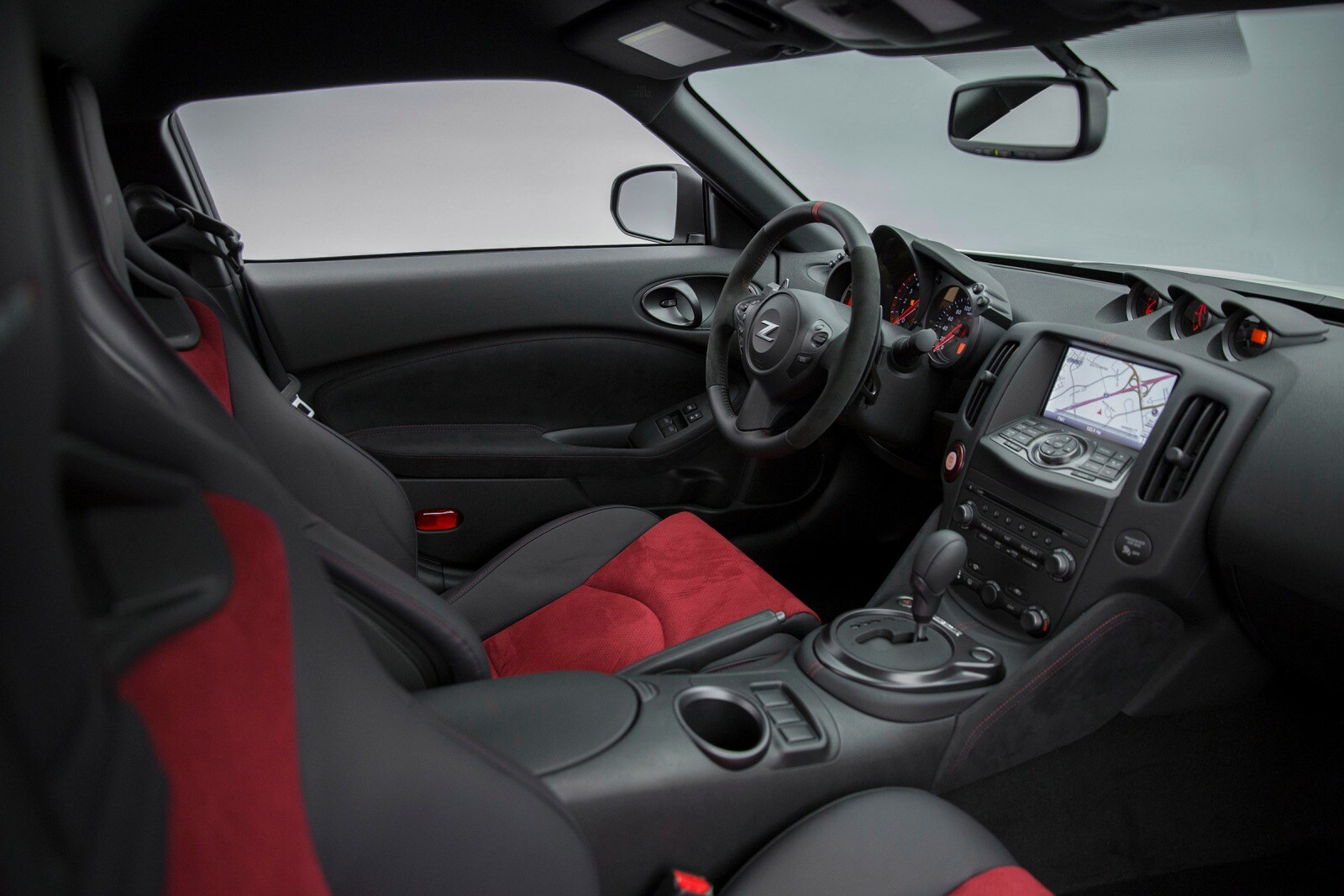 2018 Nissan 370z interior I