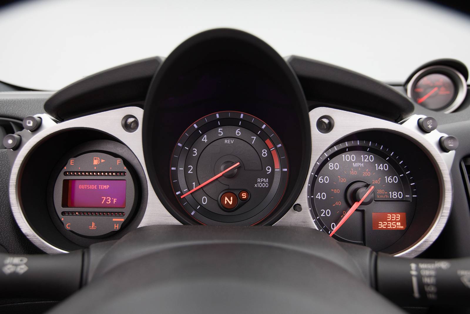 2018 Nissan 370z interior G