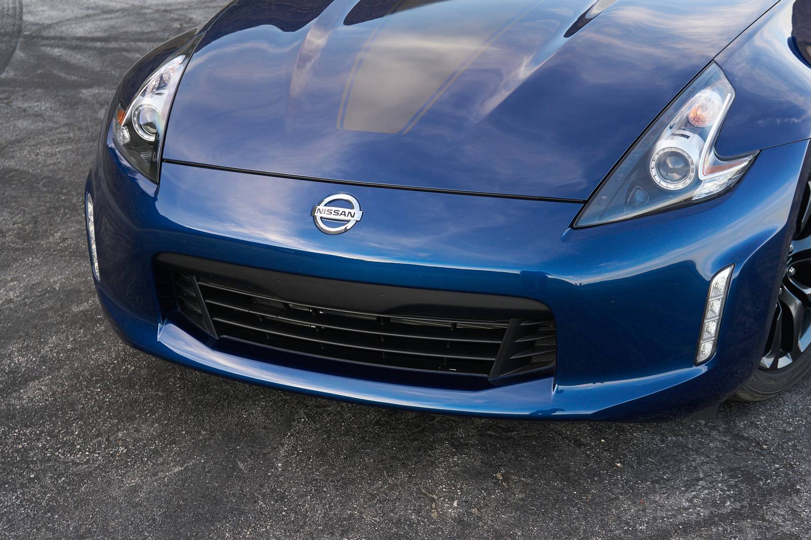 2019 Nissan 370z exterior FBDG