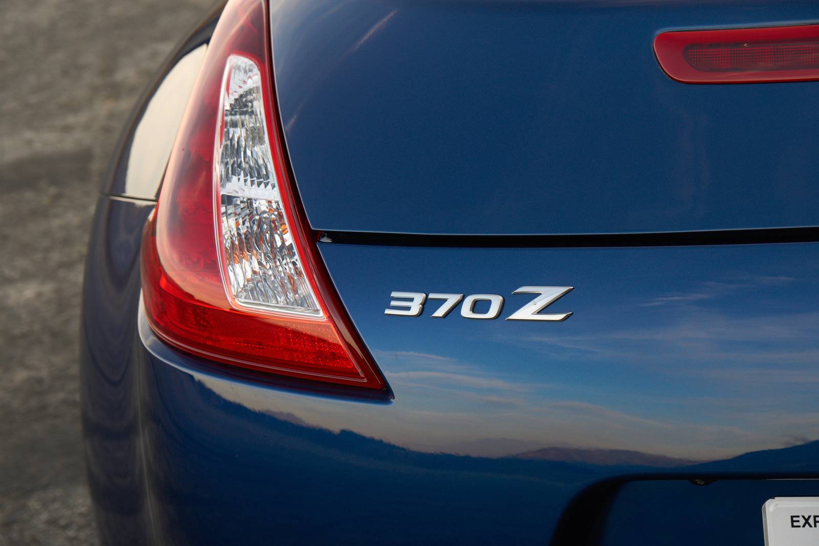 2019 Nissan 370z exterior RBDG