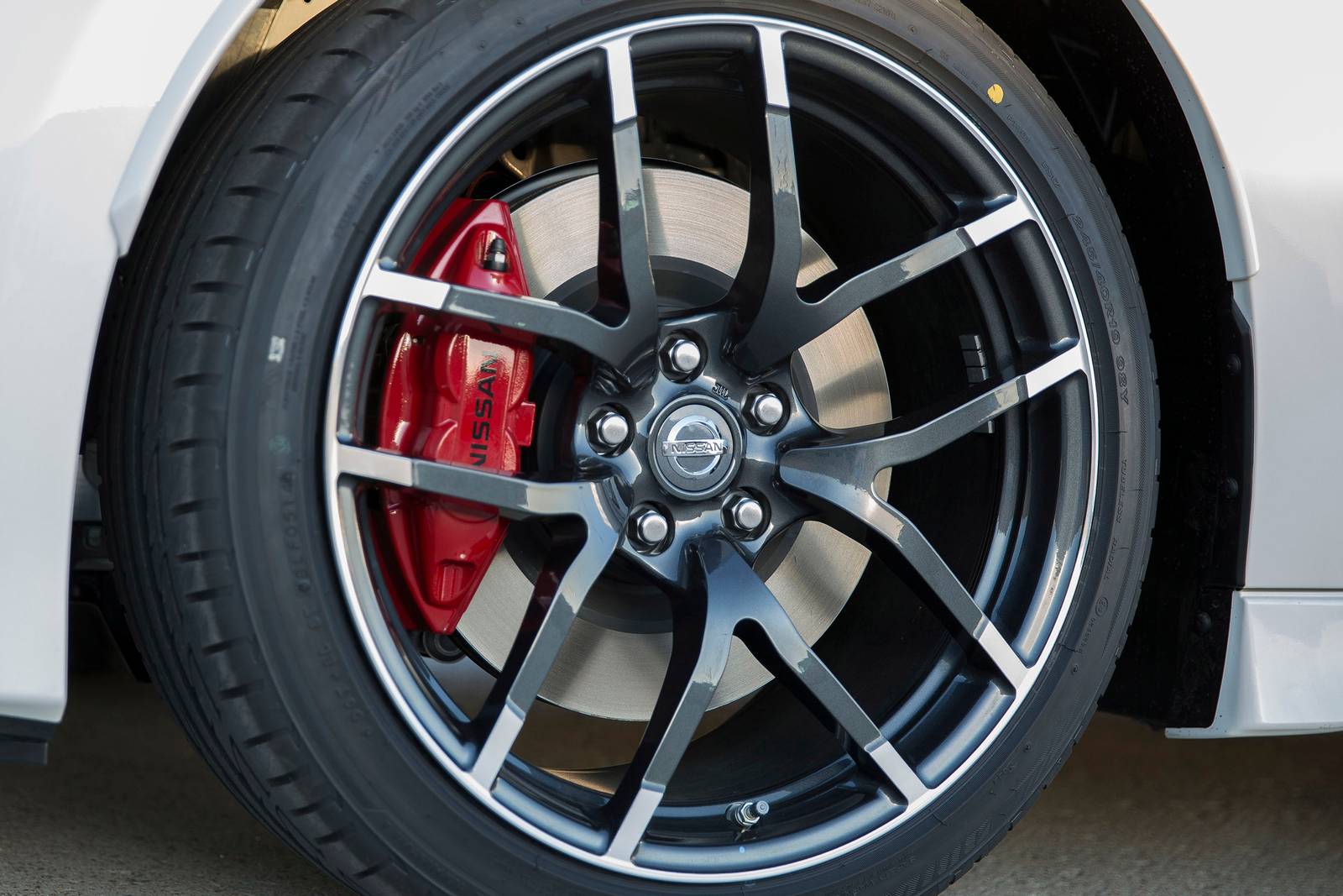 2019 Nissan 370z exterior W