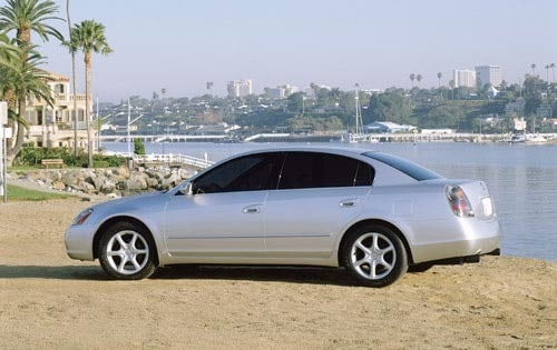 2002 Nissan Altima 2.5 4dr Sedan