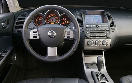 2006 Nissan Altima front safety D