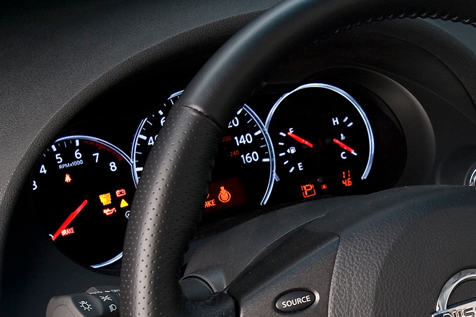 2010 Nissan Altima interior G