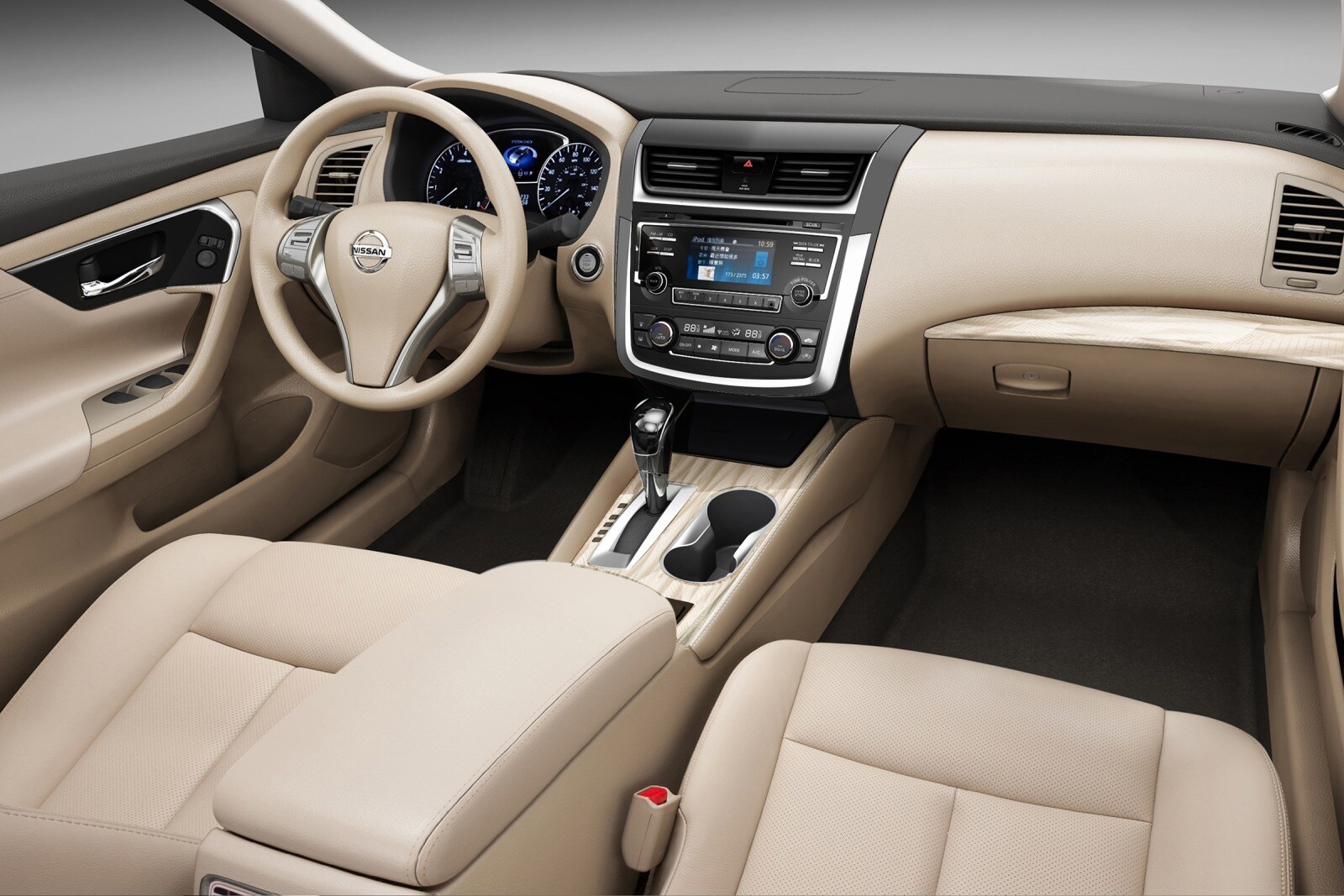 2016 Nissan Altima interior I