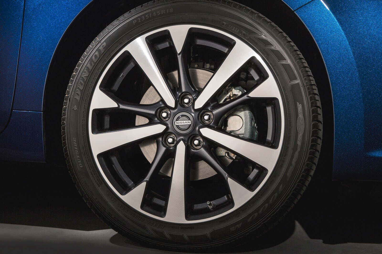 2016 Nissan Altima exterior W