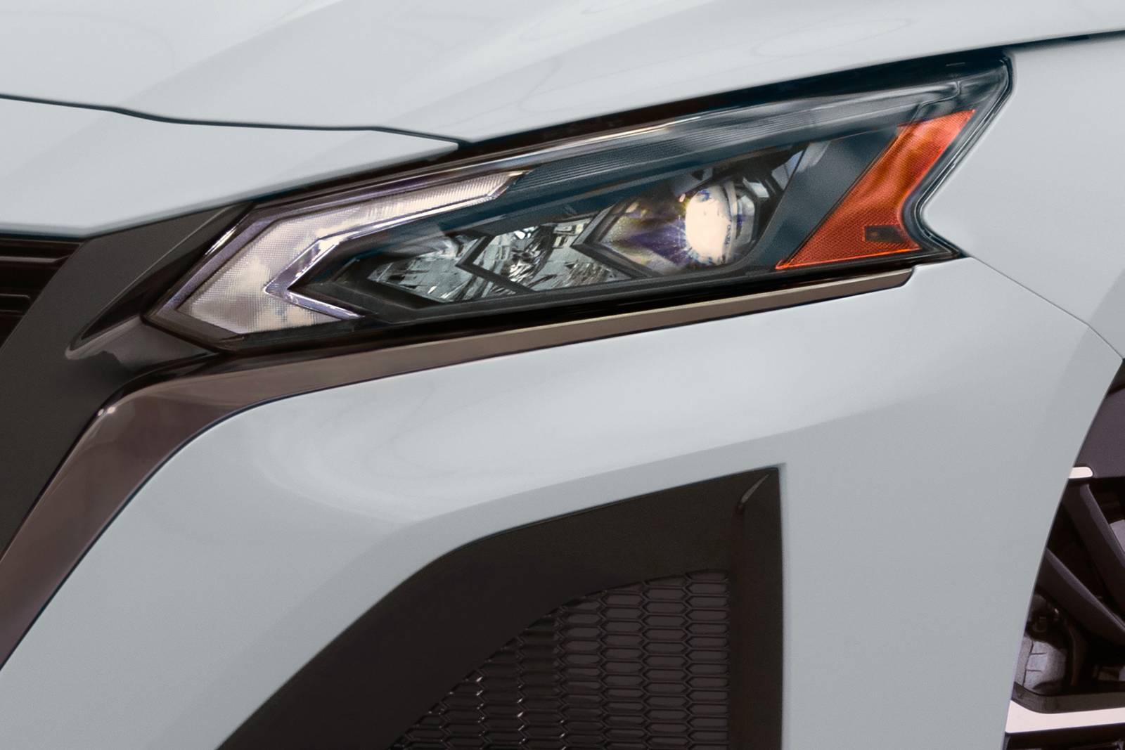 2023 Nissan Altima front safety EDETAIL