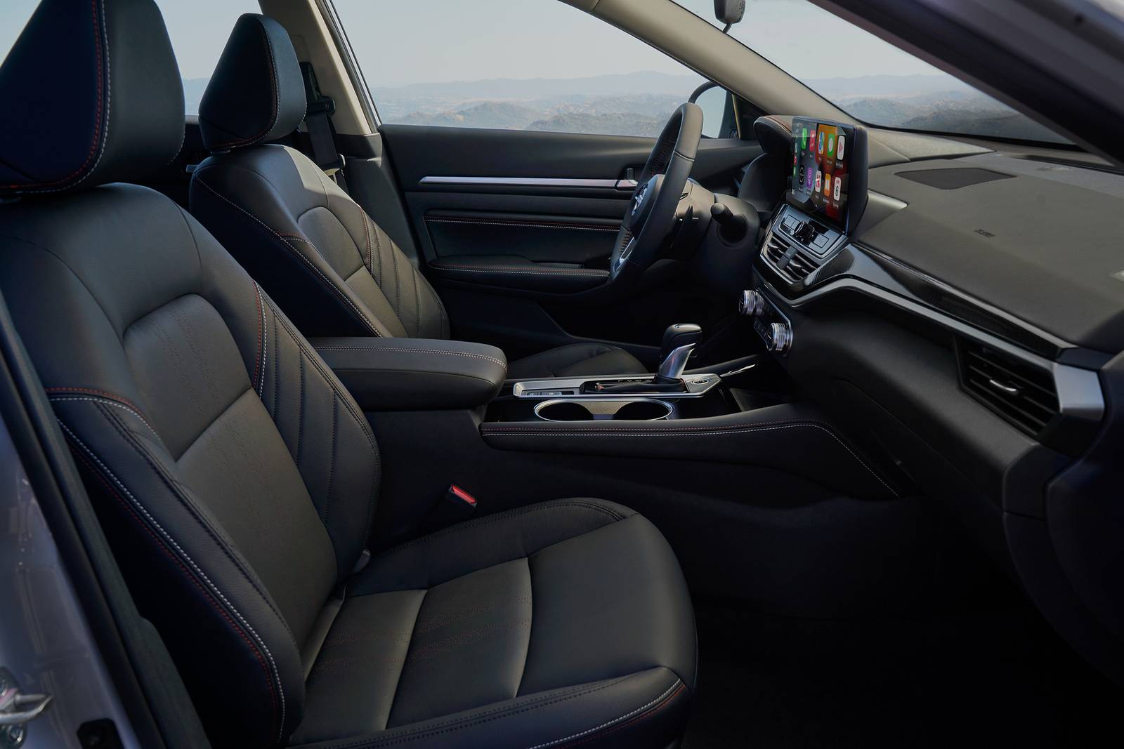 2023 Nissan Altima interior I