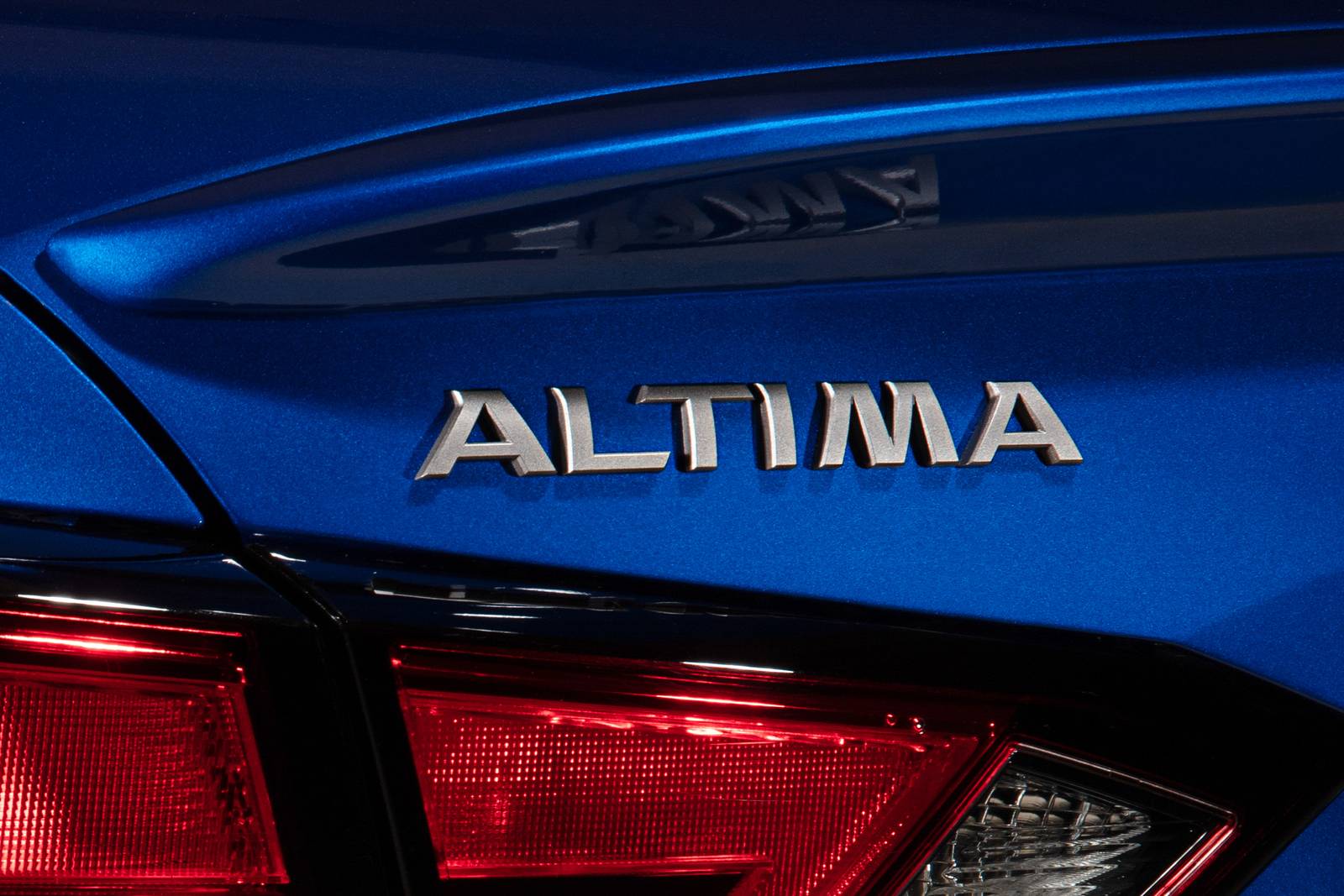 2025 Nissan Altima front safety RBDG