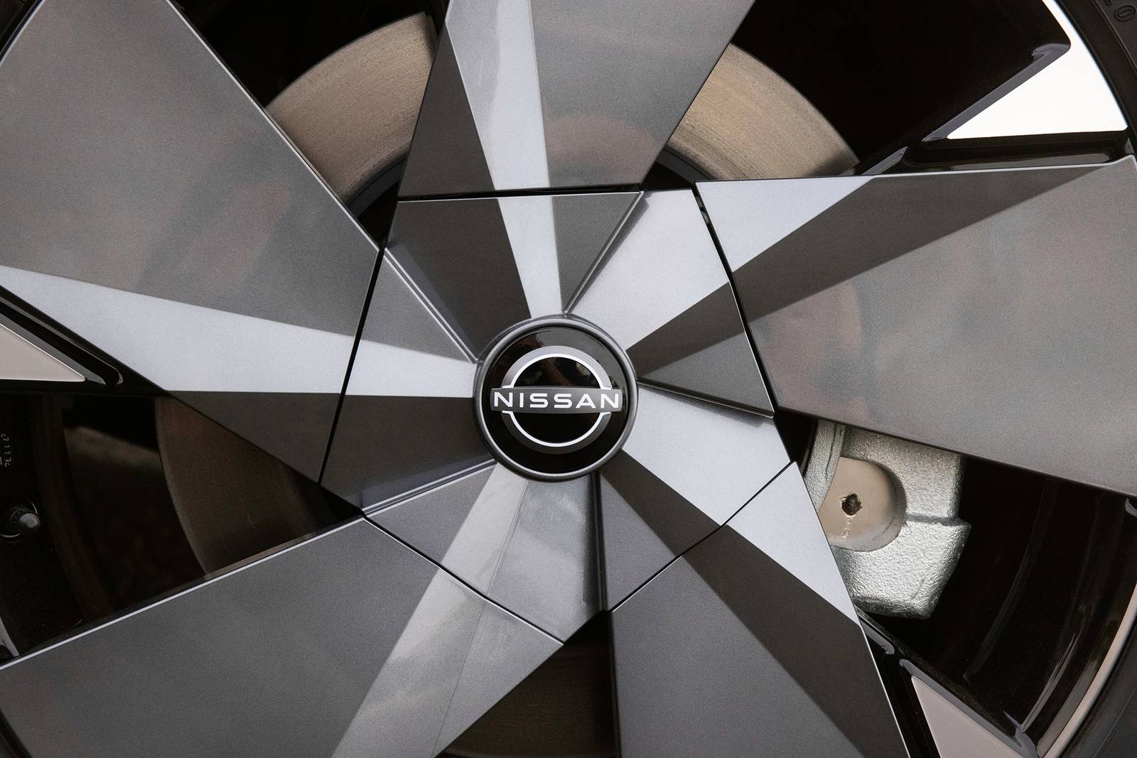 2025 Nissan Ariya front safety EDETAIL