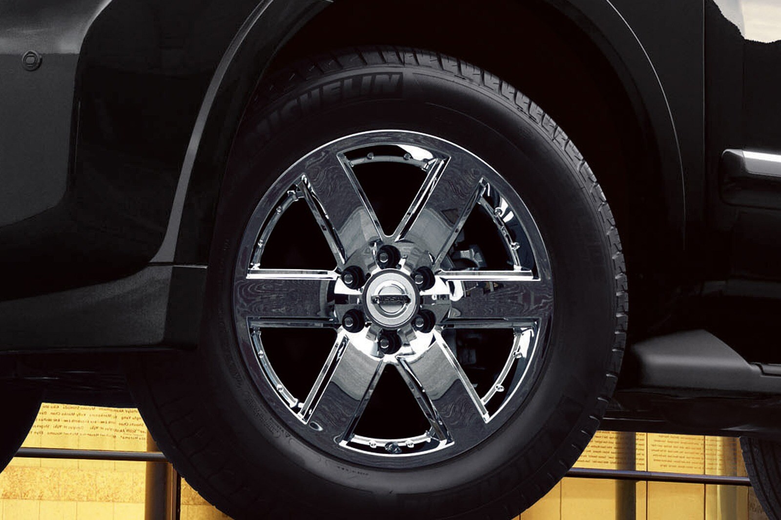 2010 Nissan Armada exterior W