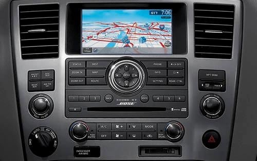 2010 Nissan Armada interior CC